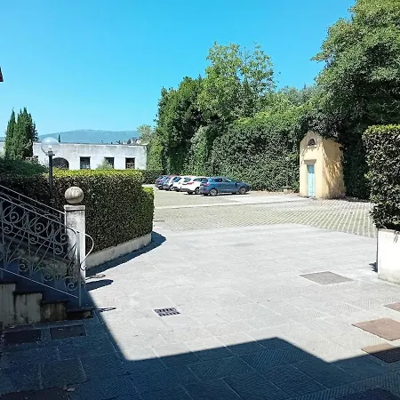 Fossi Rosa Antico, Florence Countryside Apartment